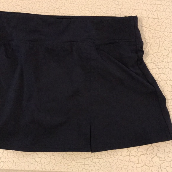 LANDS’END Swim Skort - Picture 3 of 9